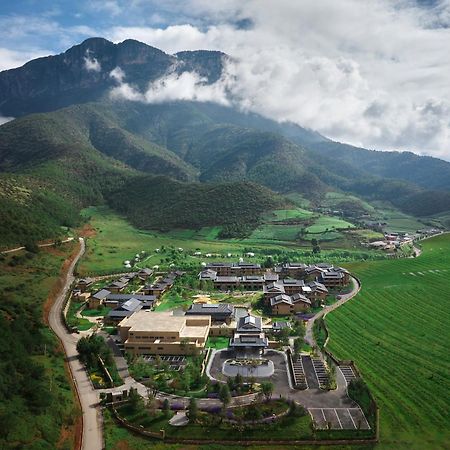 Hotel Indigo Lugu Lake By Ihg Lijiang  Exterior foto