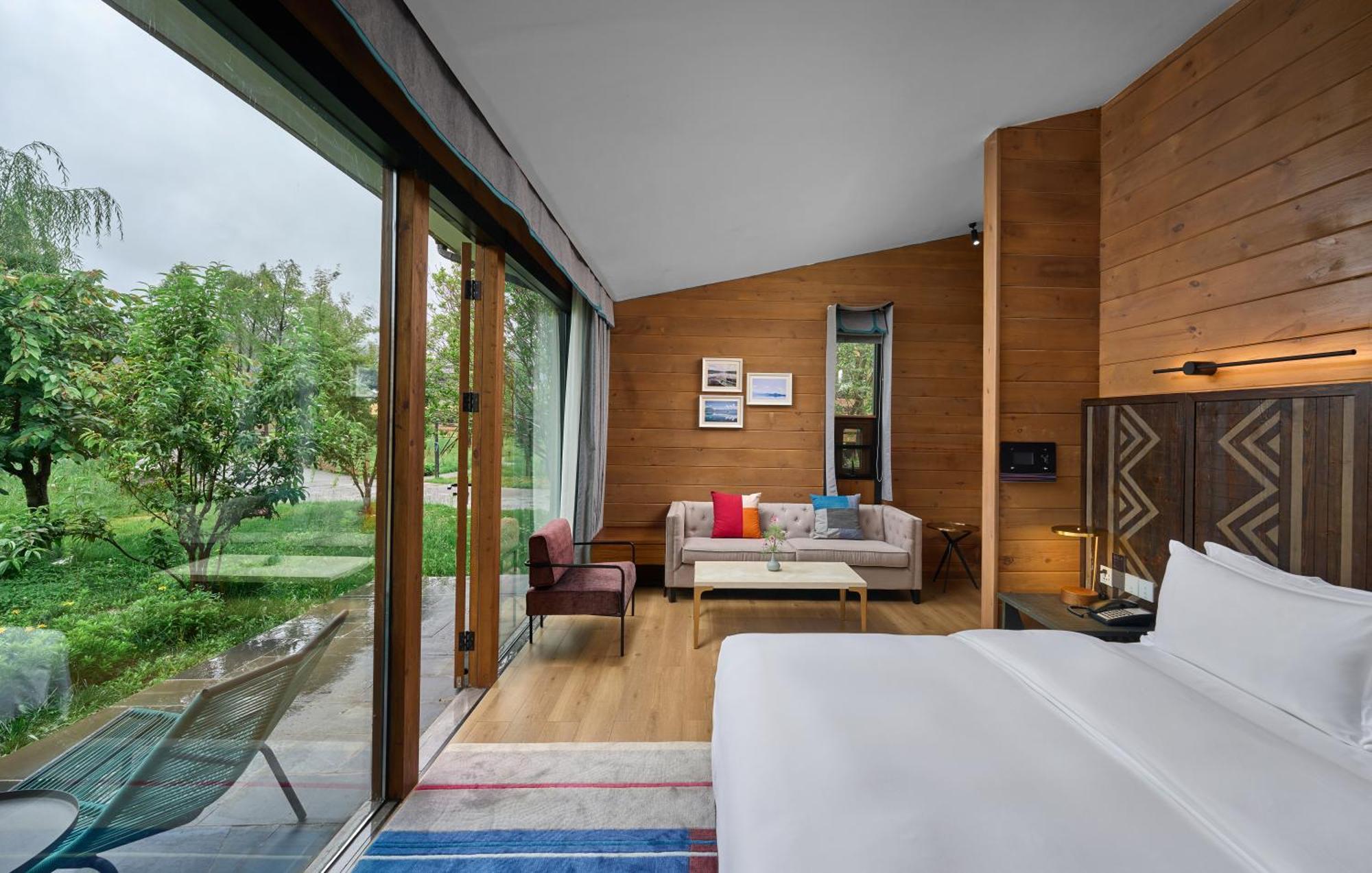 Hotel Indigo Lugu Lake By Ihg Lijiang  Exterior foto