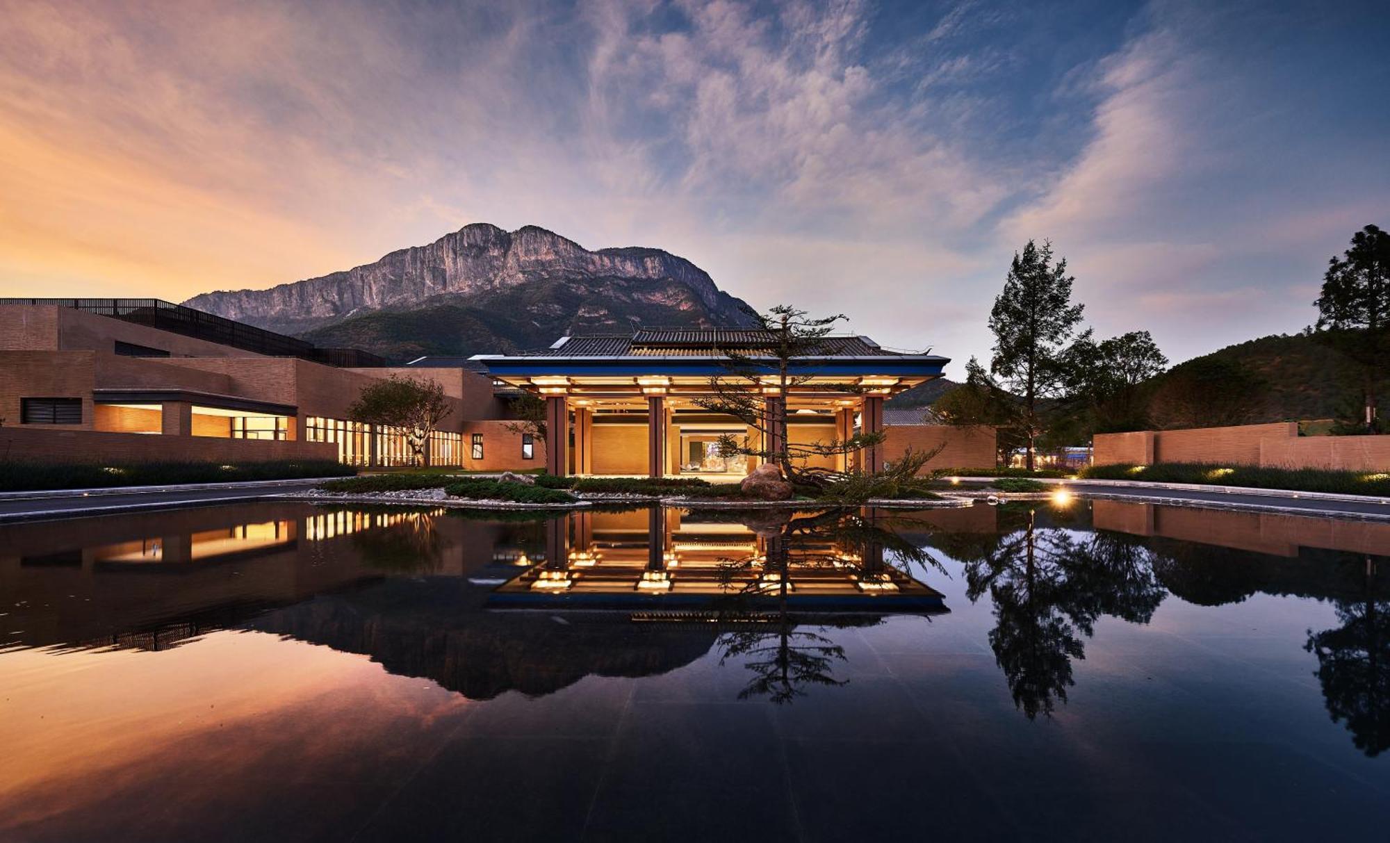 Hotel Indigo Lugu Lake By Ihg Lijiang  Exterior foto