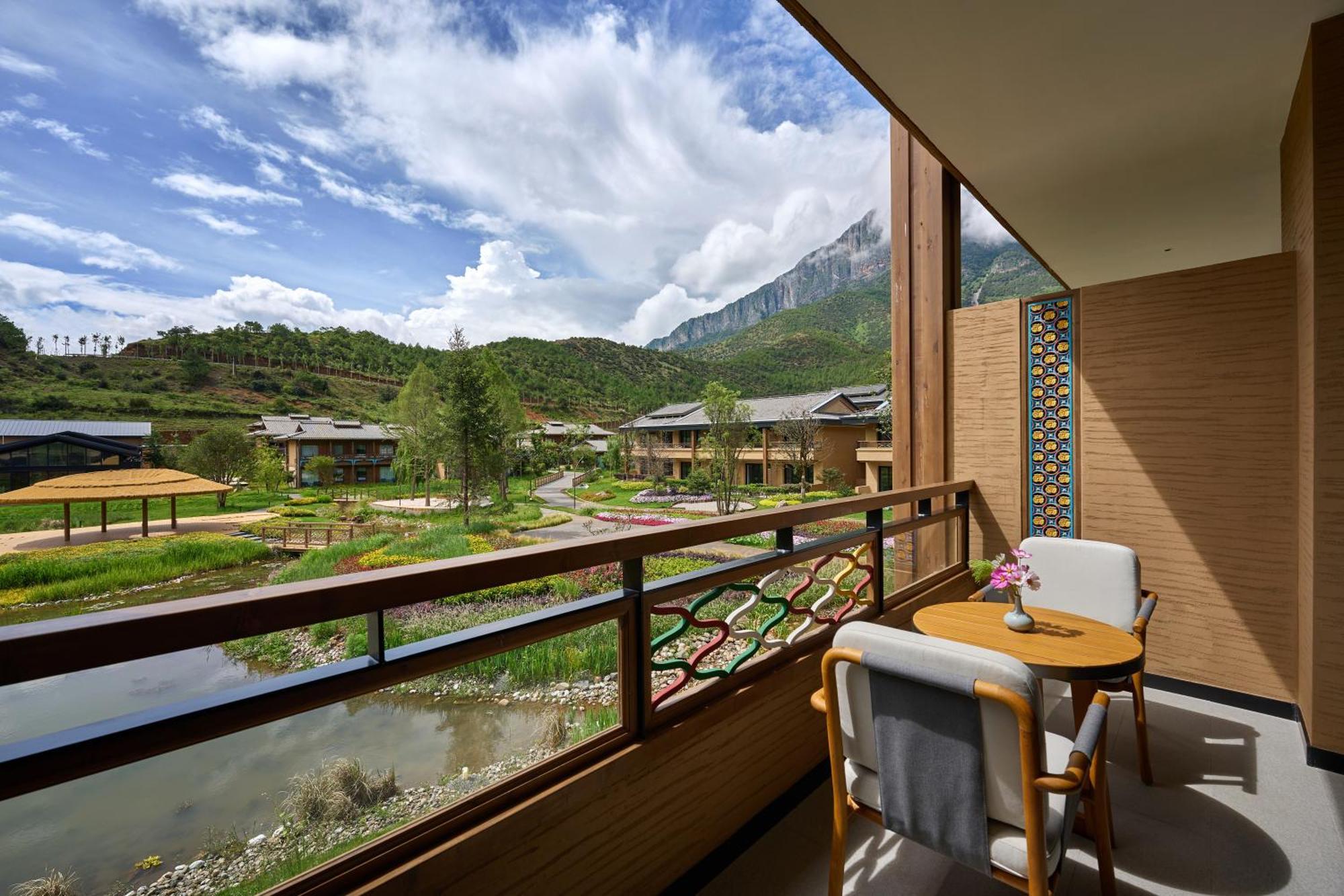 Hotel Indigo Lugu Lake By Ihg Lijiang  Exterior foto